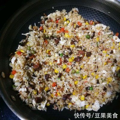 黄金腊味炒饭别再用这么做了，教你新吃法