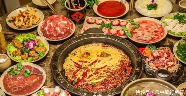  美国遭到冷空气的袭击，中国火锅进军美国，老外根本停不下来