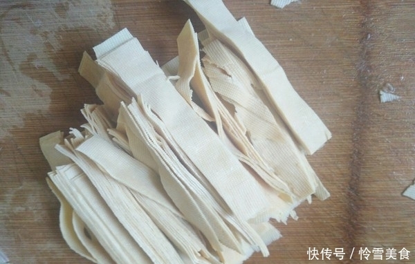 它是肠胃“清道夫”,隔三差五吃1碗,润肠通便,抹平大肚腩!