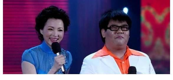 杨光今|靠毕福剑捧红，被导演怒骂“滚出娱乐圈”，盲人杨光今现状怎样？