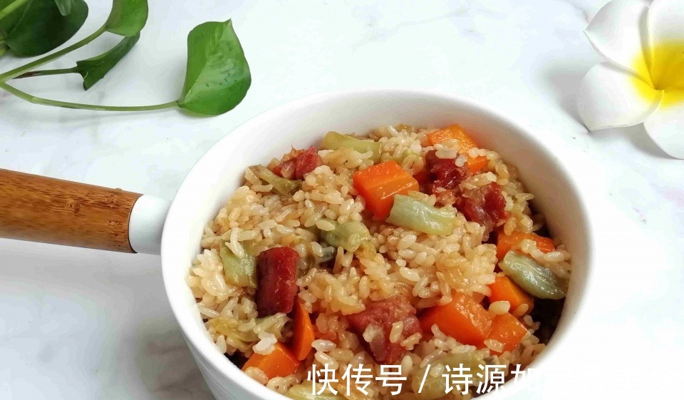 豆角|我家懒人晚餐走红,饭和菜一锅出,食材丰富又营养,一顿不到10元!