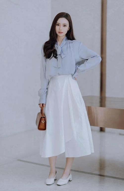 今春必穿这4条裙子 ！又美又撩，洋气哭了 ！