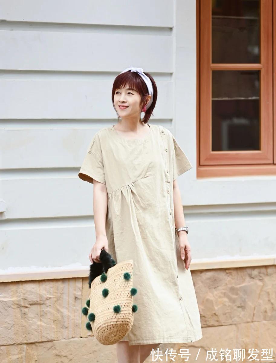 女性 50岁女人穿搭要重新定位,学这位博主的气质穿搭,优雅时尚又高级