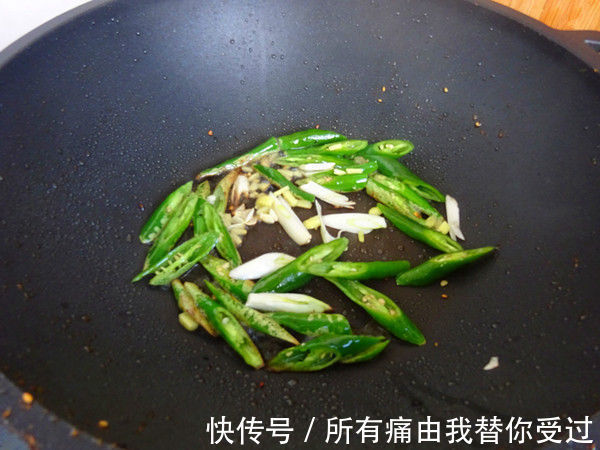 杭椒|鸡身上“最值钱”的部位，卖鸡的都留着自己吃，识货的都抢着买
