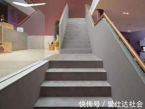 水泥|旧房改造谁还去撬地砖,如今用这种水泥,在地砖上面铺一层3mm