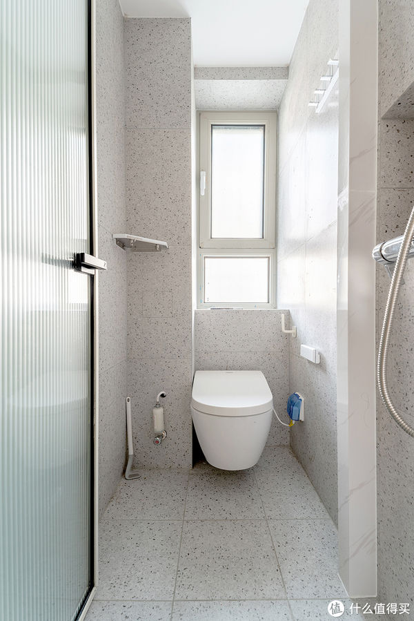 窗洞|改造样板：38平米有两室和多功能餐厅，还有幽静小院和惊艳的收纳