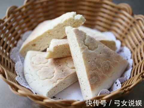 发面|电饼铛烙饼总发硬那是你用错方法，教你一招破解，饼香软有层次