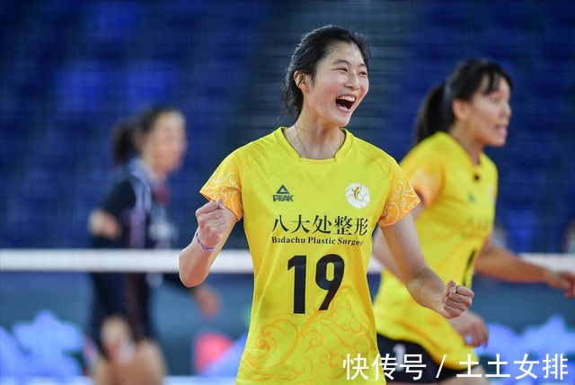 主攻|中国女排主攻位置仅剩李盈莹!用哪些新人?填补朱婷张常宁的空缺