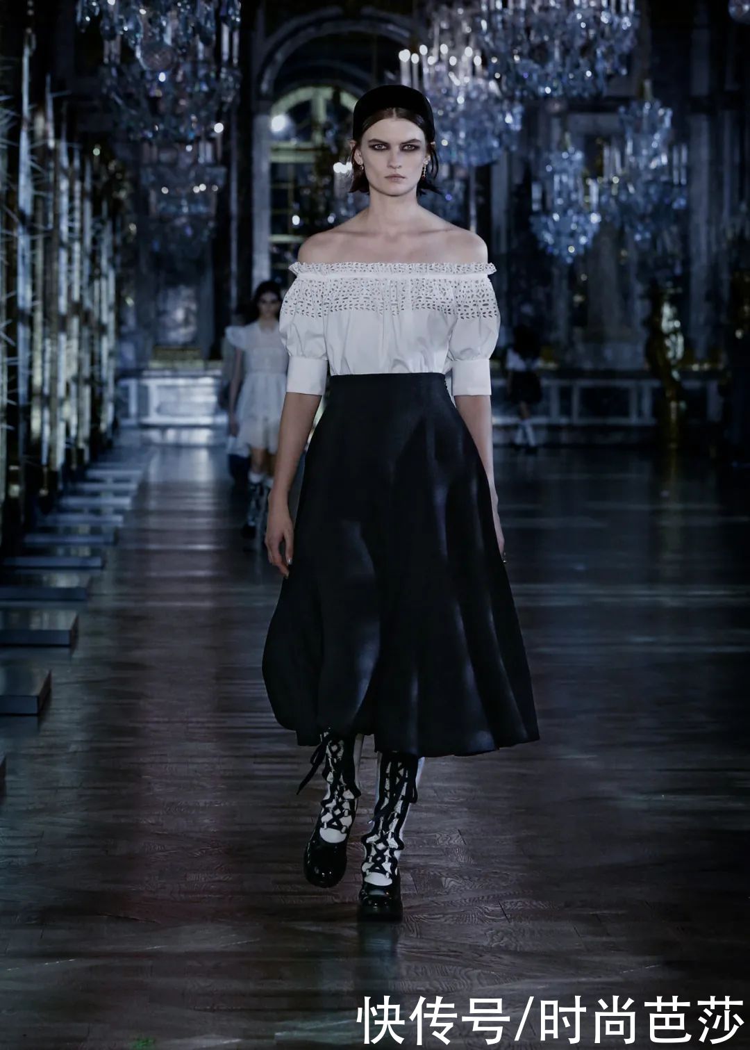 DIOR讲述的童话故事，只有成年人才能读懂