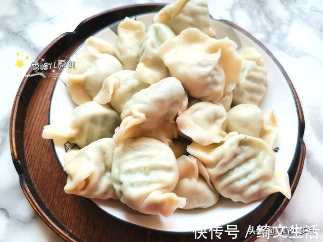 韭菜|夏天吃饺子还得这馅儿,比芹菜好吃比韭菜香,出锅连吃30个真过瘾