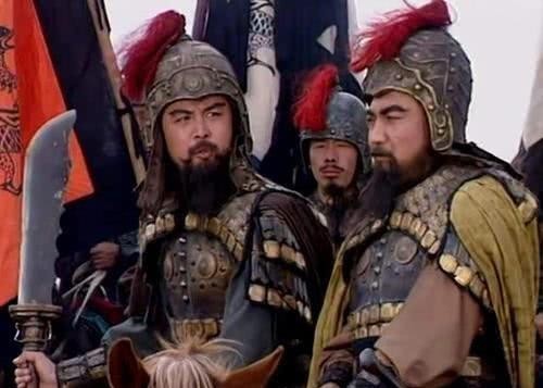 颜良|颜良和文丑的武功究竟如何,为嘛被关羽三两下全“咔嚓”了?