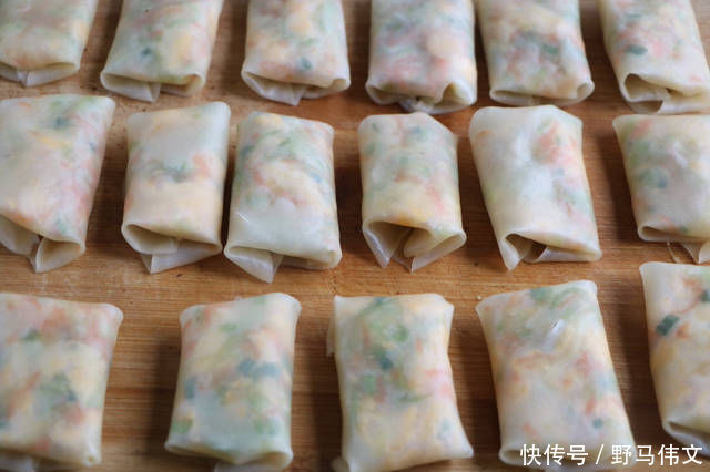 2斤饺子皮,1根西葫芦,不包饺子,做成早餐,我家吃3天没有吃腻