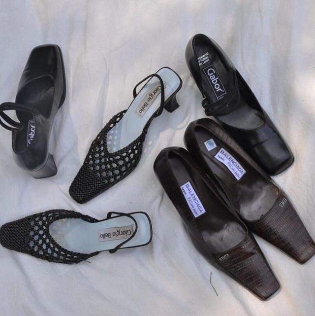 参考价格 翻了身的“土味凉鞋”,这次成了时髦精心中的C位