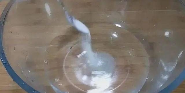 冰藏|教你做老式炸油条,不用发面的老配方,吃出小时候的味道,真好吃