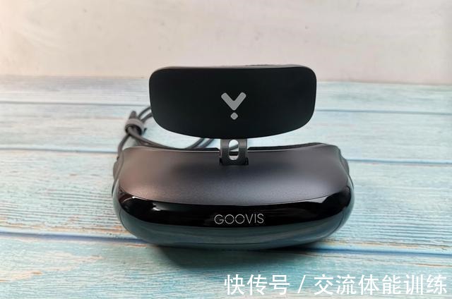 gl个人头显怎么选，GOOVIS头戴影院打破你对VR产品的认识！