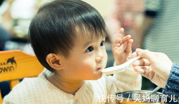 汤泡饭|正确喂养很重要!不少家长在这四方面出错了,尽快改正为好