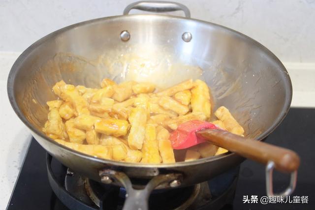 豆腐这么做比肉都好吃,外焦里嫩,酸甜开胃,孩子瞬间爱上吃饭