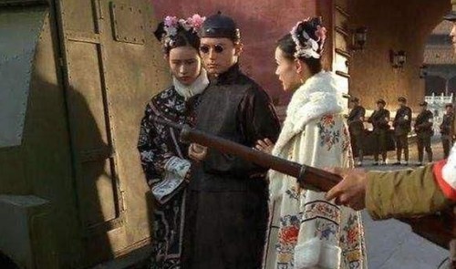 顺治问高僧:大清能传几代?高僧说了14个字,众人不解,溥仪:真是高人