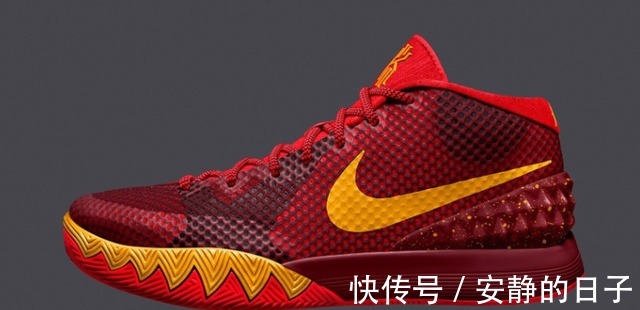 北卡罗莱纳大学 为什么dunk那么挤脚!