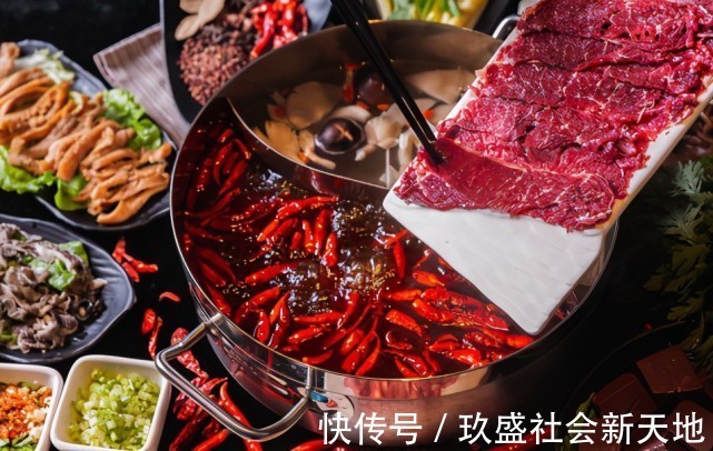 高血压患者|4种“食物”尽量少碰，避免血压飙升，再不停止！降压药等于“白吃”