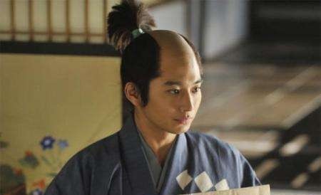 想要|朱元璋想要东征日本,为何刘伯温极力劝阻?