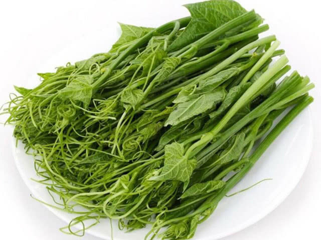 人到中年|人到中年，常吃四种食物，补水润肤，延缓衰老，营养又瘦身