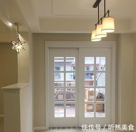 吊灯|130㎡新房硬装花了15万,全屋都打柜子超实用!朋友都夸漂亮大气