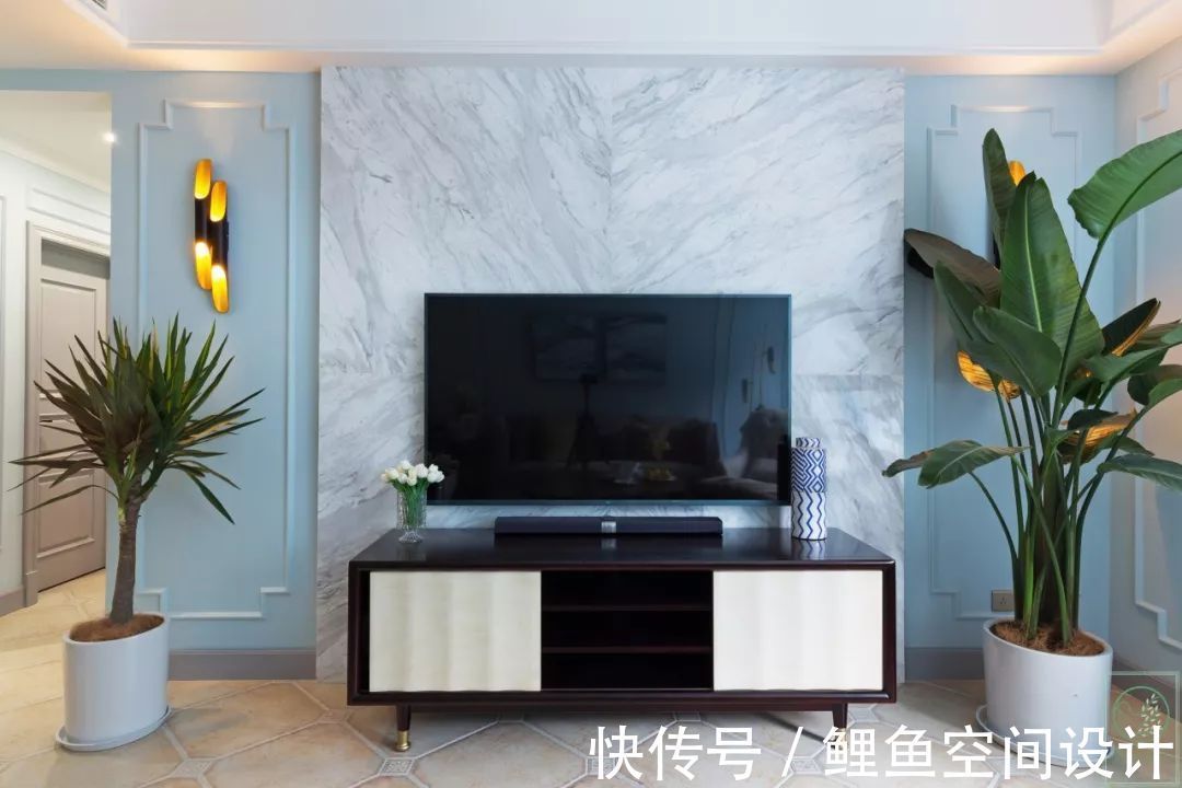 电视|用石材装电视墙，原始粗犷的质感，自然而又高档