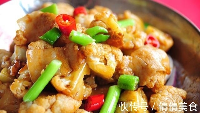 花菜|炒花菜时,有人先焯水,有人直接炒?这才是正确的做法,太香了