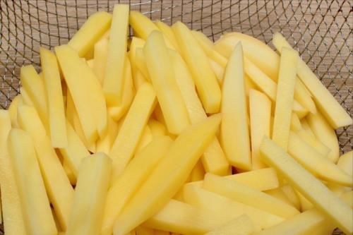 黑胡椒粉|炸薯条,不要直接下油锅,牢记关键1步,薯条金黄酥脆,不会回软