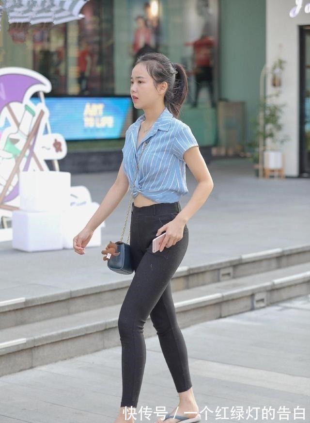 搭配 瑜伽裤的打扮优雅又有少女感,让你从上到下都美,好看又时尚!