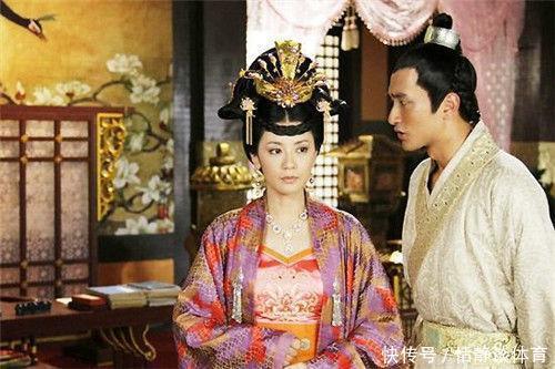 经典绝对!上联:鸟在笼中,恨关羽不能张飞,下联让网友直说服气