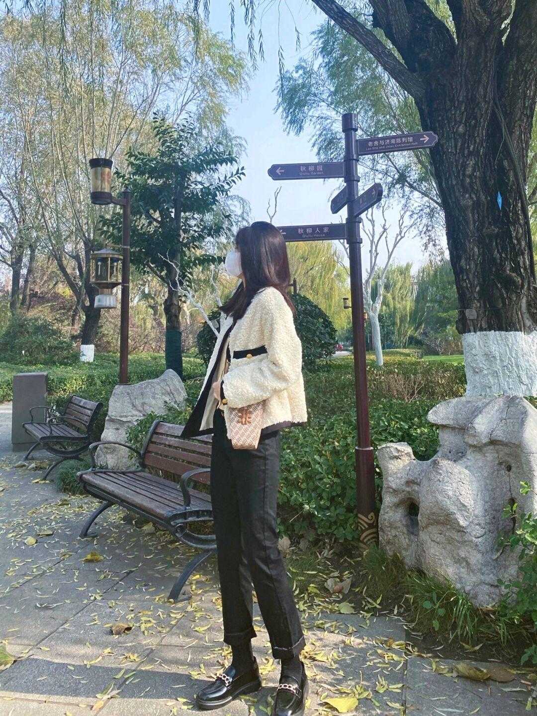 直筒裤 纯黑色直筒牛仔裤yyds!上班族、学生党都能穿,你也千万别错过