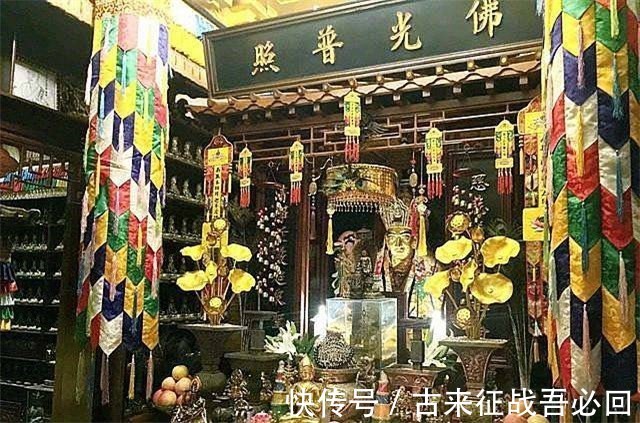 释迦牟尼$2017年,定慧寺将高僧遗体捐赠国家,体检现场显示:大脑还在