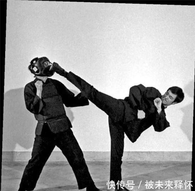 強身健體|李小龍的功夫水平究竟如何? 搏擊專家:練截拳道能把人害死