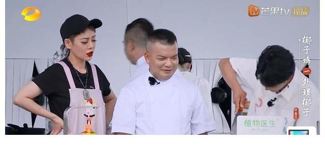 李斯丹妮|挽救口碑？中餐廳5刪光周震南鏡頭，金晨張萌姐姐團(tuán)加盟或成救星