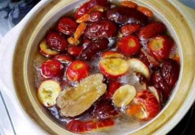 高血脂|患有高血压,不妨多吃4物,助你降血压、通血管、防血栓