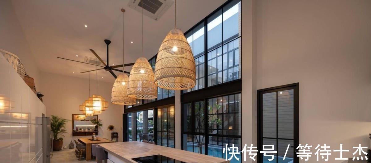 花园|满足了我对豪宅想象!下有庭院泳池,上有露台花园,在家照样度假