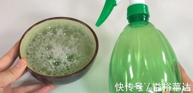玻璃门|浴室玻璃总有水垢擦不干净教你简单一招,轻松一擦水垢全去除!