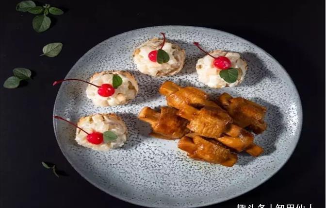 黑松露|美食推荐：黑松露至尊鸡、泡蒸鮰鱼、烧酿鲍菇翅配龙利蟹盒制作