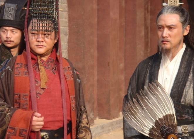 刘备|诸葛亮临终前,刘禅问了个问题,诸葛亮才明白刘禅一直都不傻