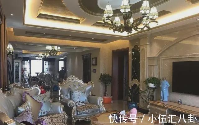 毛爷爷|婚房装修完工，砸5万块做的电视墙太肉疼，婆婆说我败家