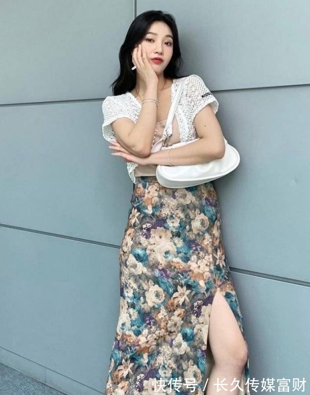 百搭|穿短袖不一定要穿牛仔裤，今夏流行这样穿，显瘦百搭还气质