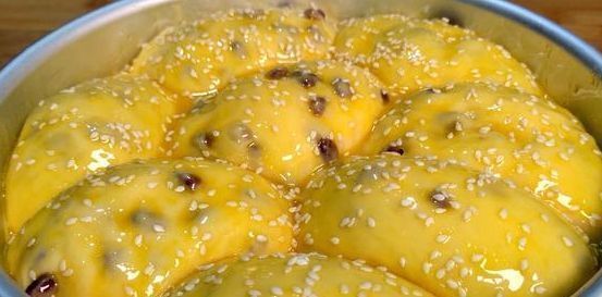 教你面包简单做法，不用烤箱和电饭煲，松软香甜，我家一周做5次