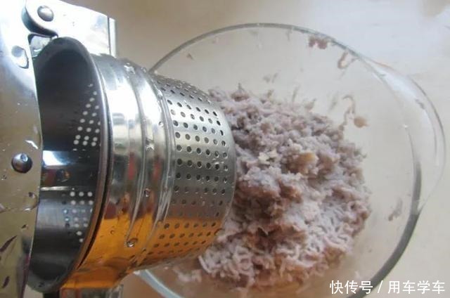 深秋芋头正当时,教你做蔓越莓芋泥杏仁球,颜值高口感好