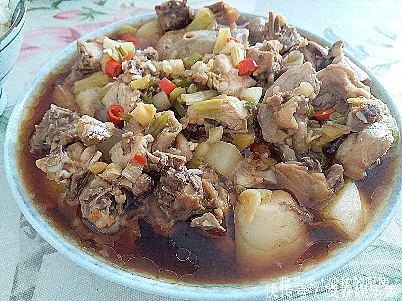 滋补|猪牛羊肉都靠边站,天冷最该吃此肉,更滋补,16元就能买1只