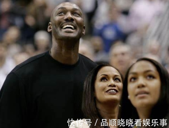 马龙|14岁意外为卡尔马龙生下儿子,邻居女孩格洛丽亚得到多少补偿