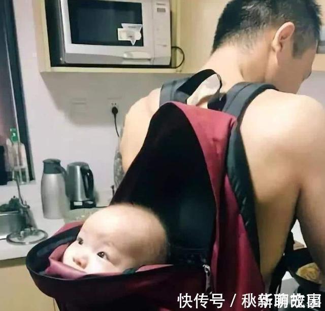 爸爸们|又有一位爸爸带娃火了,做饭带娃两不误,网友:别给孩子当菜炒了