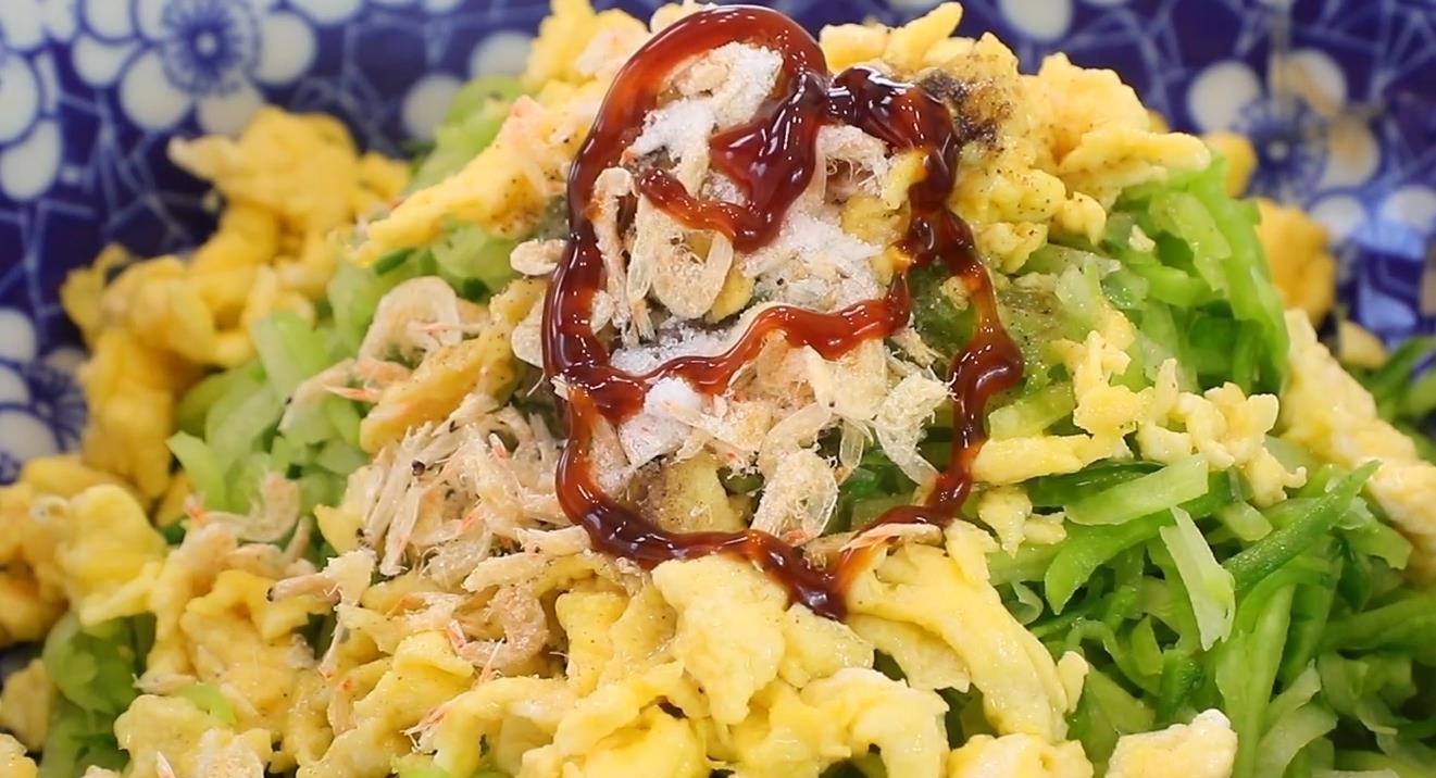 一个萝卜，两个鸡蛋，这样做超好吃，皮薄大馅，香酥多汁比包子香