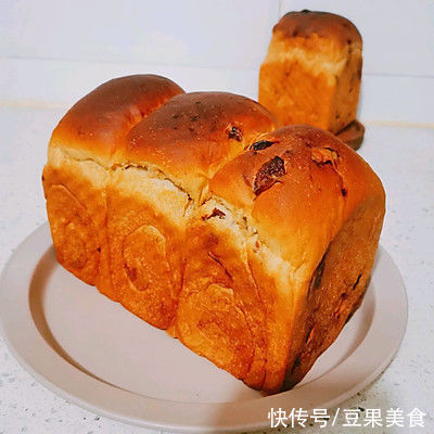 早餐｜奶香红枣吐司居然可以这么好吃